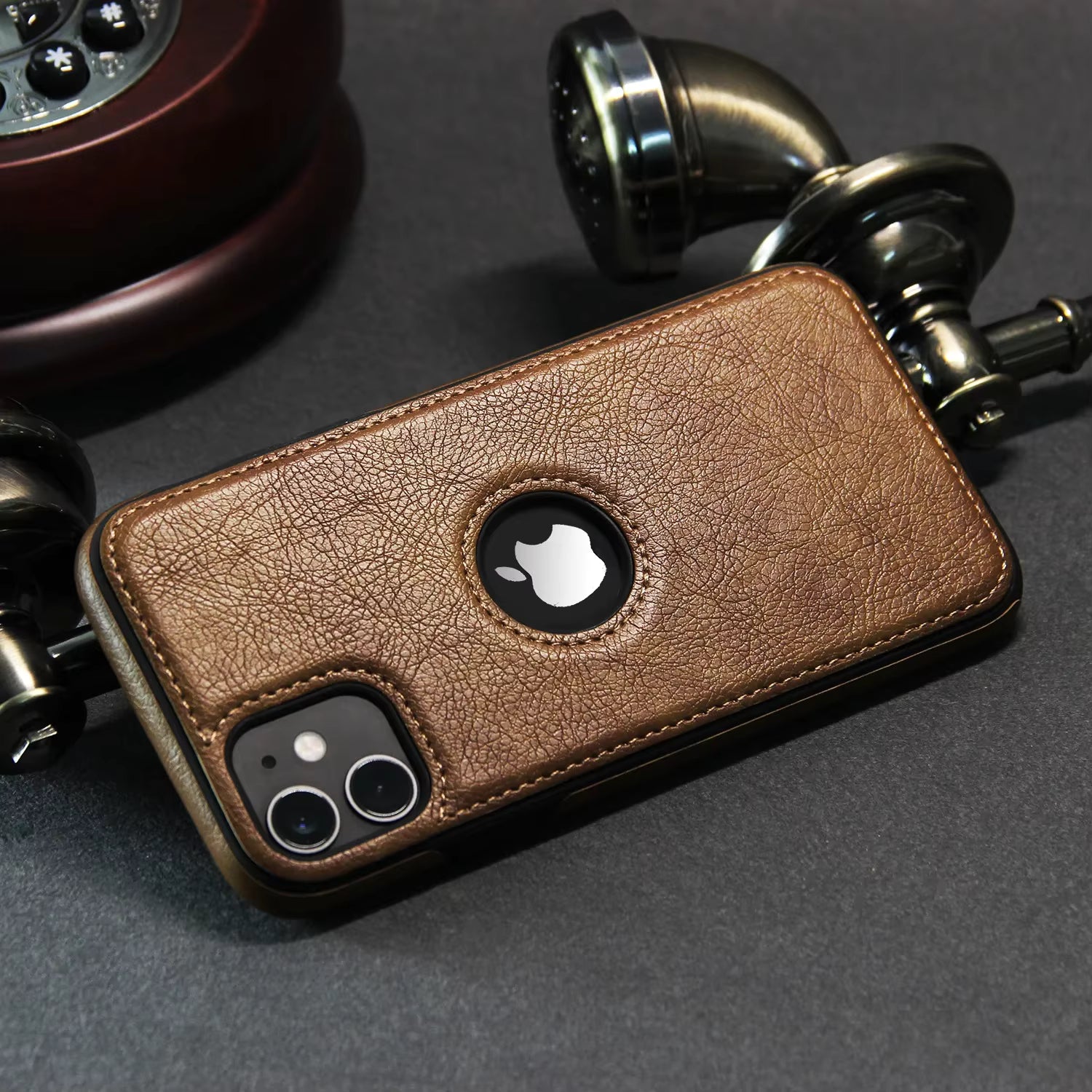 PrimeLeather™ - Ultra-thin leather case for iPhone