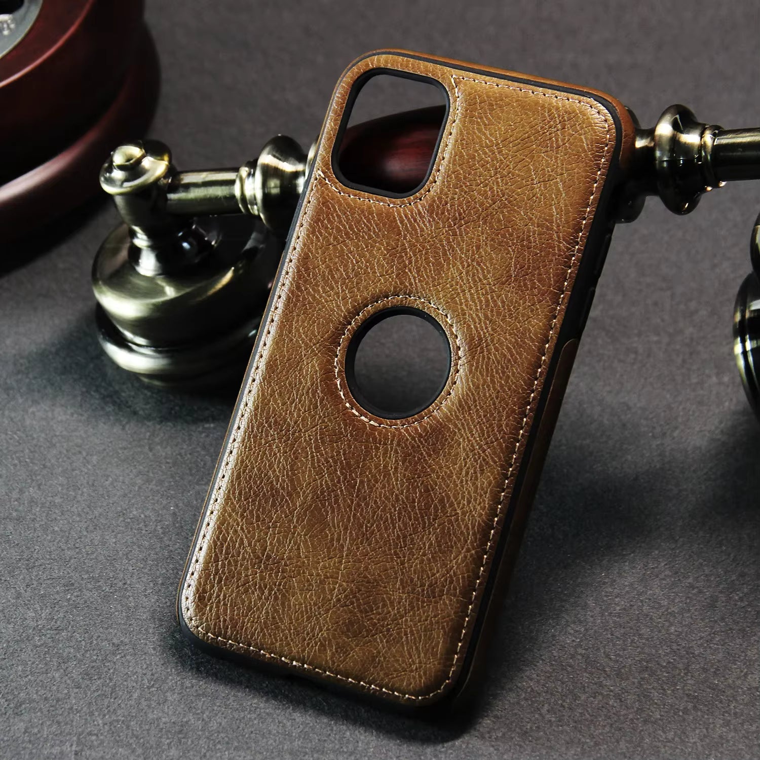 PrimeLeather™ - Ultra-thin leather case for iPhone